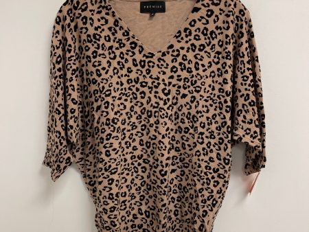 Top Short Sleeve By Premise In Animal Print, Size: M For Sale