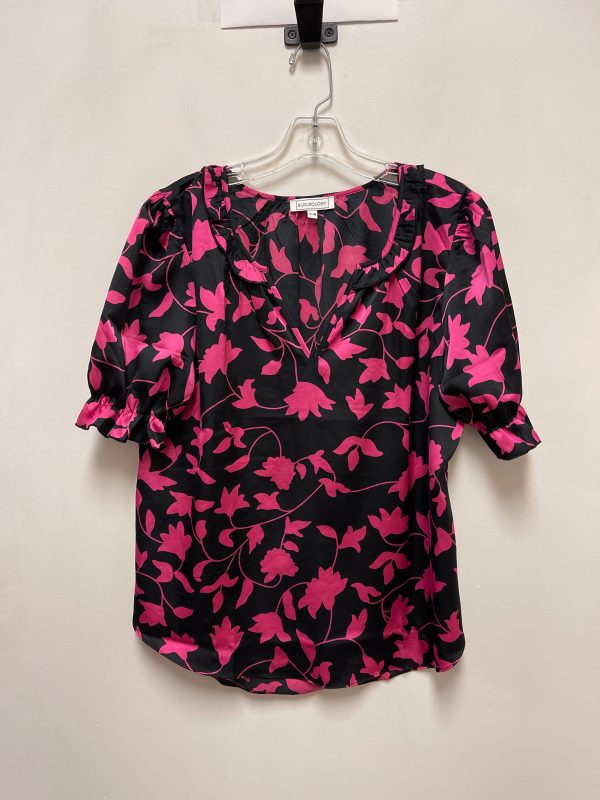 Top Short Sleeve By Clothes Mentor In Black & Pink, Size: L Hot on Sale