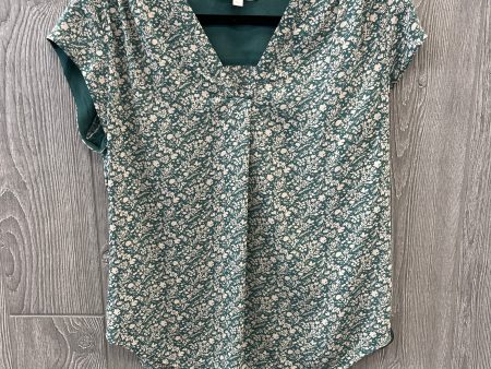 Top Short Sleeve By Fun 2 Fun In Green, Size: M Supply