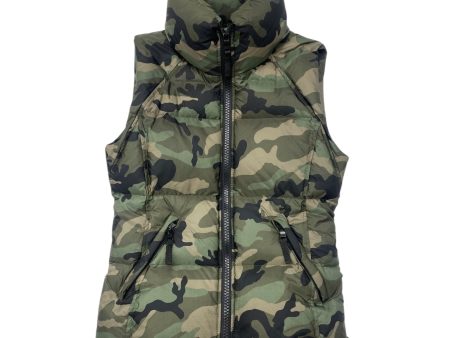 Vest Designer By SAM. In Camouflage Print, Size: M Supply