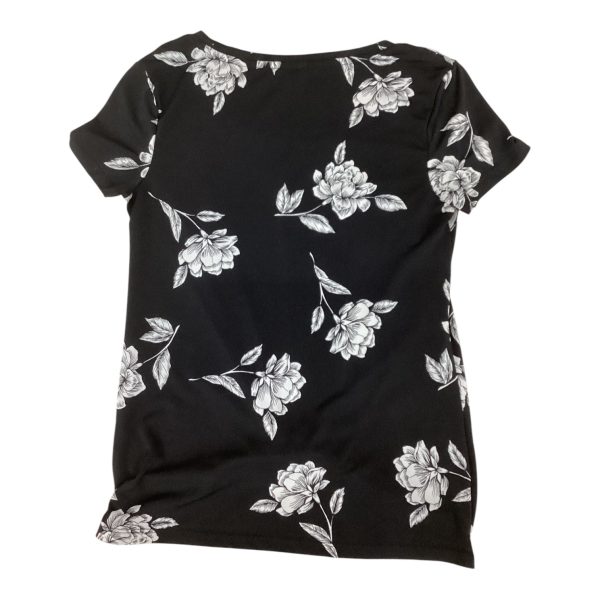 Top Short Sleeve By Candies In Black & White, Size: Xs Hot on Sale