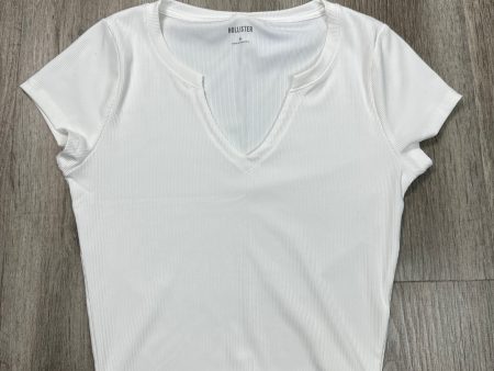 Top Short Sleeve By Hollister In White, Size: M Online Hot Sale