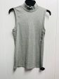 Top Sleeveless By Gap In Grey, Size: M Fashion