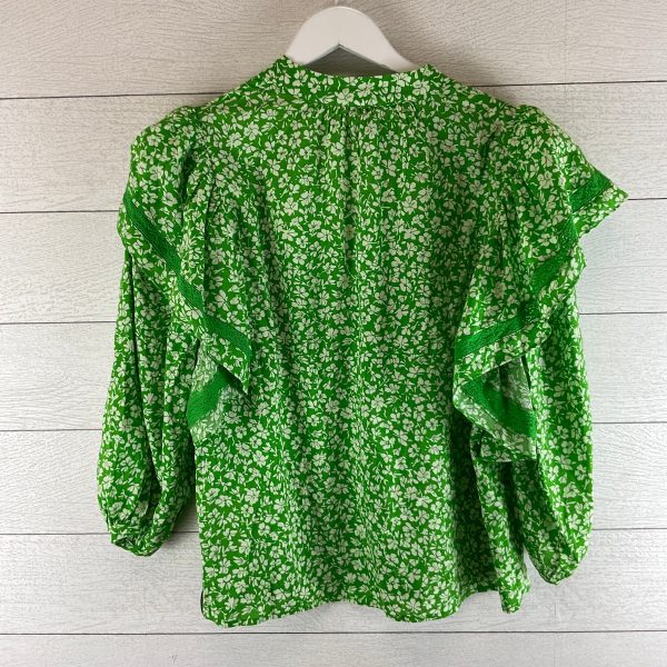 Top Long Sleeve By Who What Wear In Green, Size: M For Sale