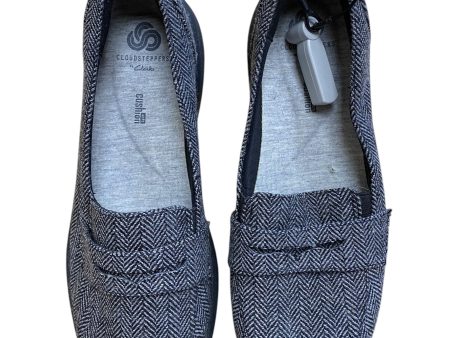 Shoes Flats By Clarks In Grey, Size: 7.5 Online Hot Sale