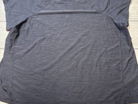 Athletic Top Short Sleeve By Athleta In Grey, Size: 3x Fashion