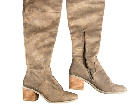 Boots Knee Heels By Report In Brown, Size: 8 Sale