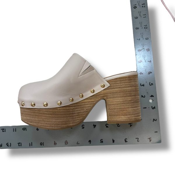 Shoes Heels Block By Shu Shop In Cream, Size: 6.5 on Sale