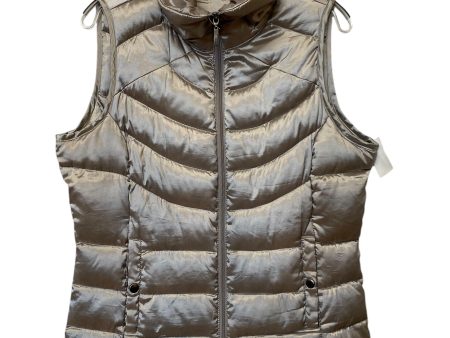 Vest Puffer & Quilted By Liz Claiborne In Grey, Size: M on Sale